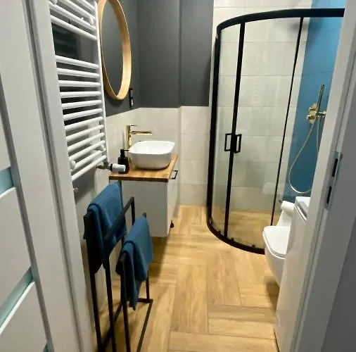 Centrum Z Garazem Podziemnym * 비엘스코-비아와